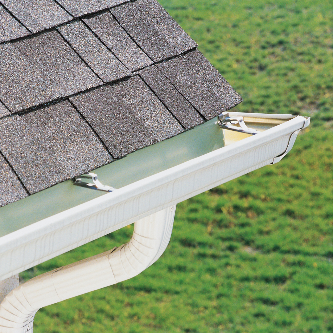 Why You Should Get Your Gutters Cleaned This Holiday Season